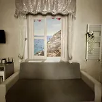 Luxury Holidays *