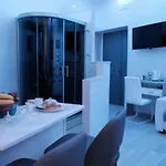 Luxury Holidays *